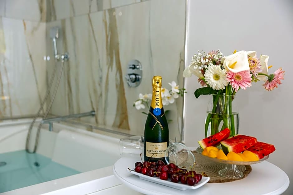 La Perla Luxury Rooms