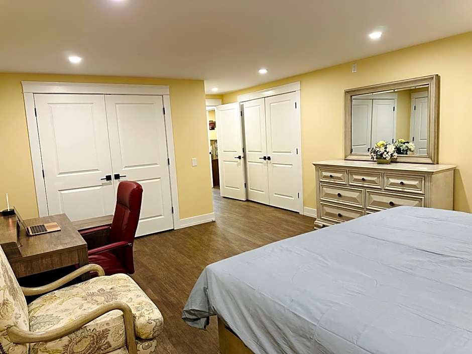 Luxurious Basement Retreat