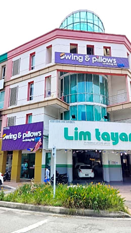 Swing & Pillows @ PJ KD