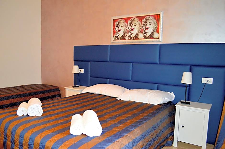 Check-Inn Rooms