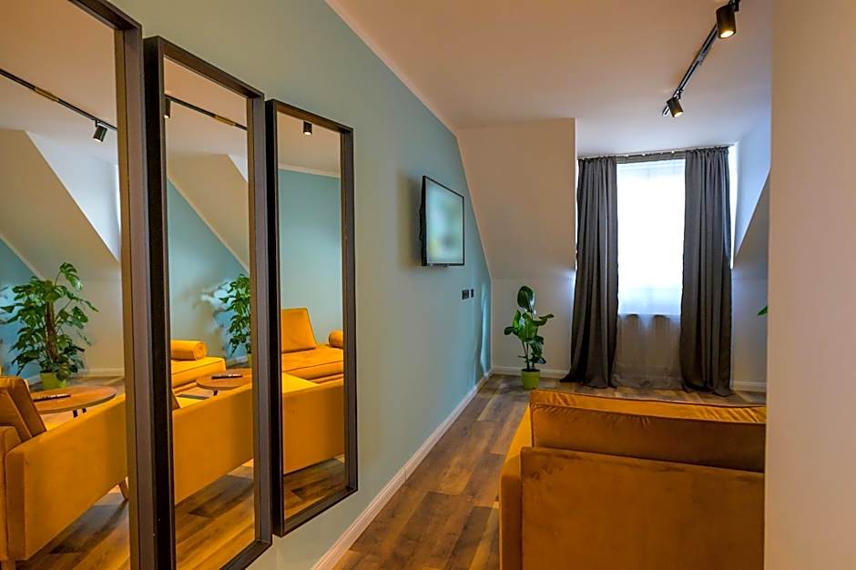 Nikii City Hotel
