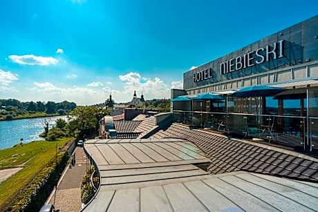 Niebieski Art Hotel & Spa