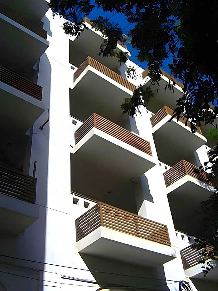 Royal Diamond Hotel