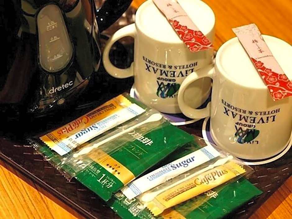 HOTEL LiVEMAX Mikawaanjo Ekimae
