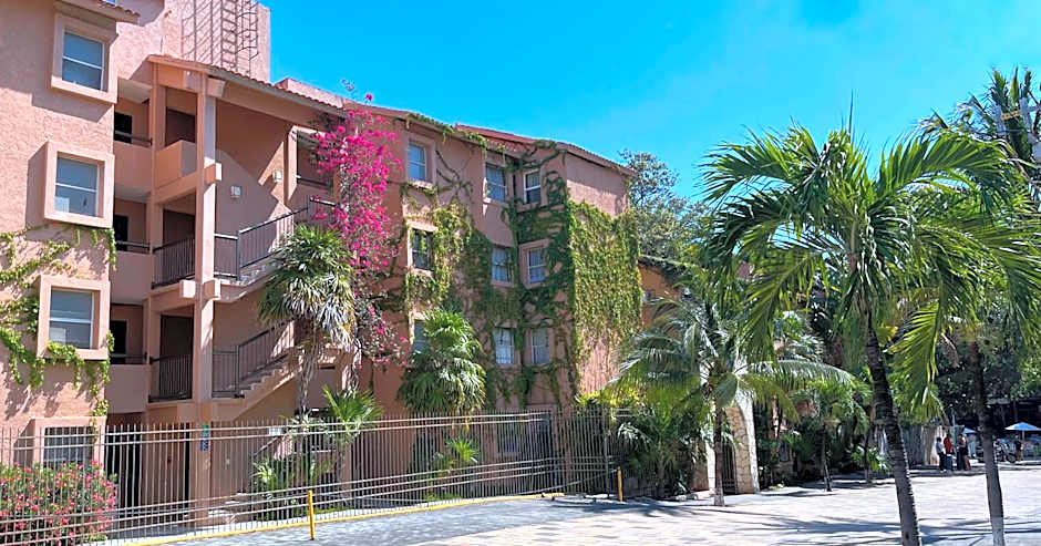 Tukan Hotel Playa del Carmen