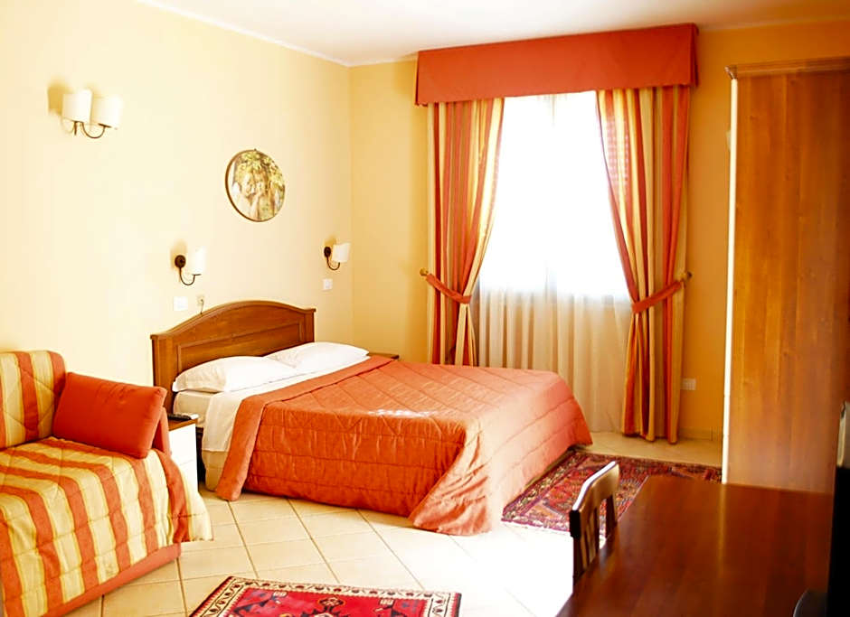 Greta Rooms Hotel
