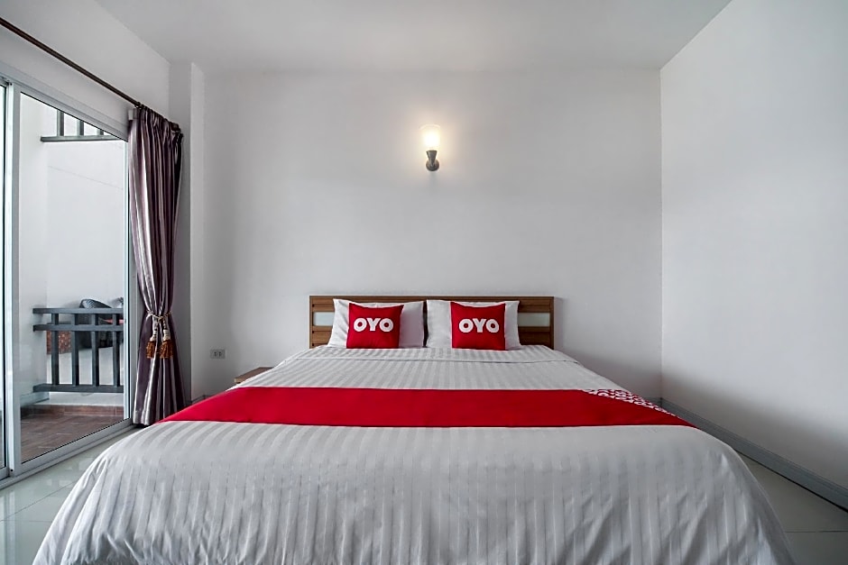 Super OYO 662 Malee Bunga Hotel