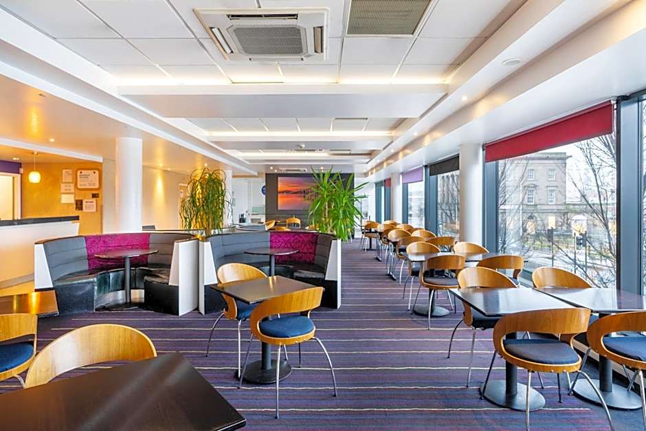Holiday Inn Express Dundee By IHG