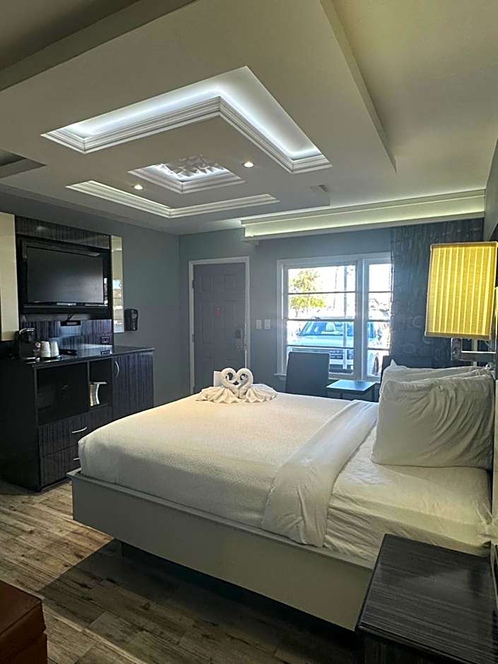 Historic Waterfront Marion Motor Lodge in downtown St Augustine