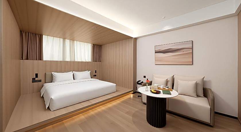 Atour Hotel Zhenjiang Railway Station Nanxu Avenue
