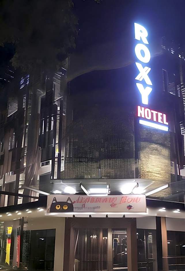 Roxy Hotel Padungan