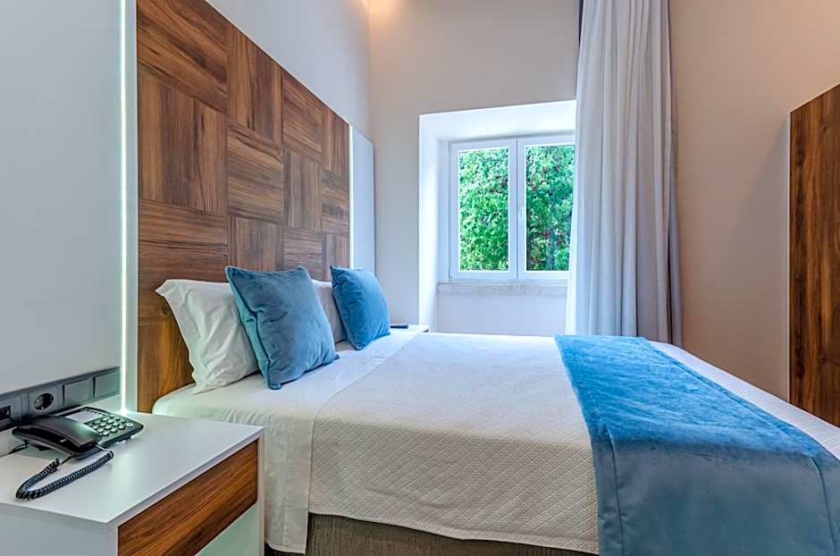 Avenida Park Residence