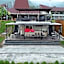 Hotel Patra Parapat