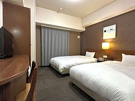 Standard Twin Room - Non-Smoking
