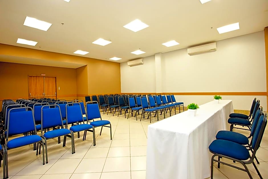 America Towers Hotel