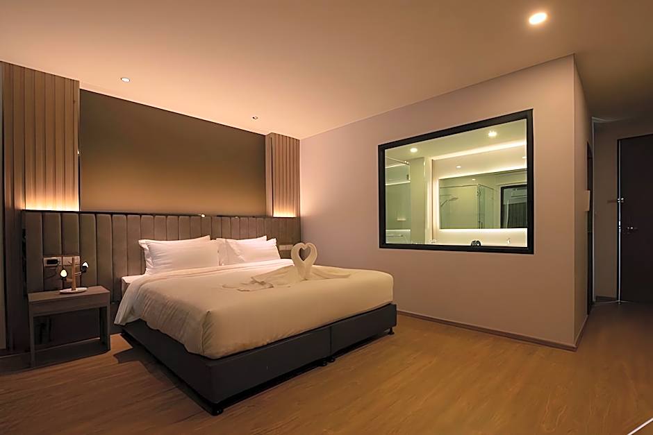 Crystal Srivaree Suvarnabhumi Hotel