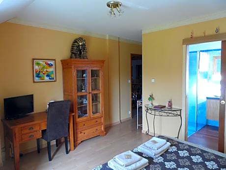 Double Room with Private Bathroom