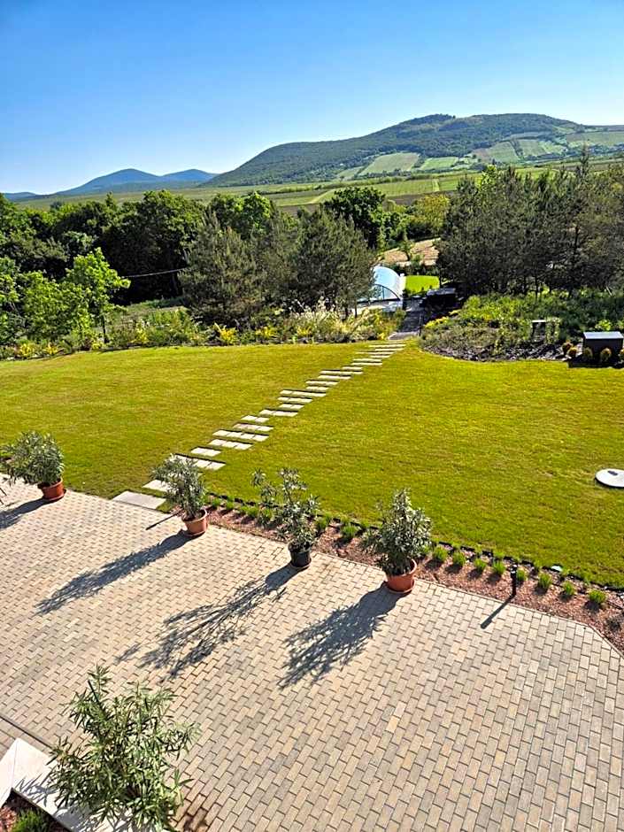Hotel Kőporos Hercegkút