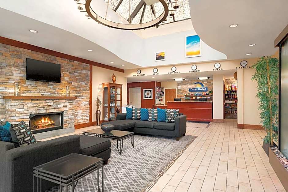 Days Hotel by Wyndham Allentown Airport / Lehigh Valley