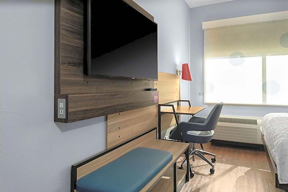 Tru by Hilton Lynchburg