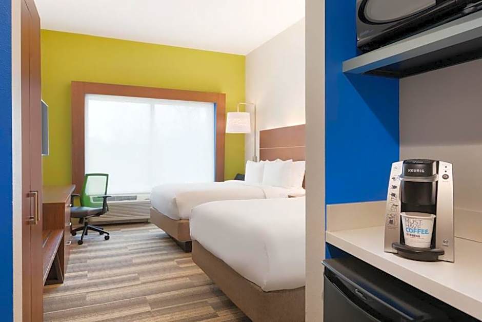 Holiday Inn Express & Suites Cincinnati NE - Red Bank Road By IHG