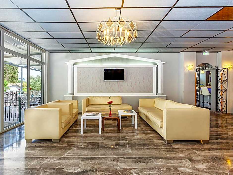 Silver Bay Hotel