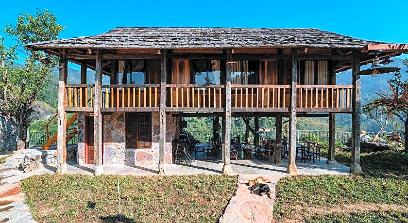 Khuoi Han Ecolodge Cao Bang