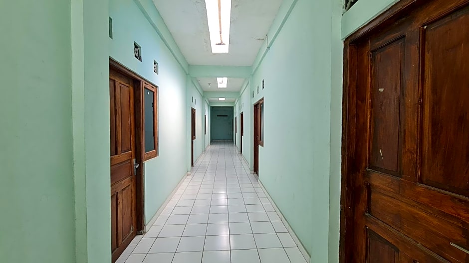 SPOT ON 93020 Rumah Singgah Ganjuran