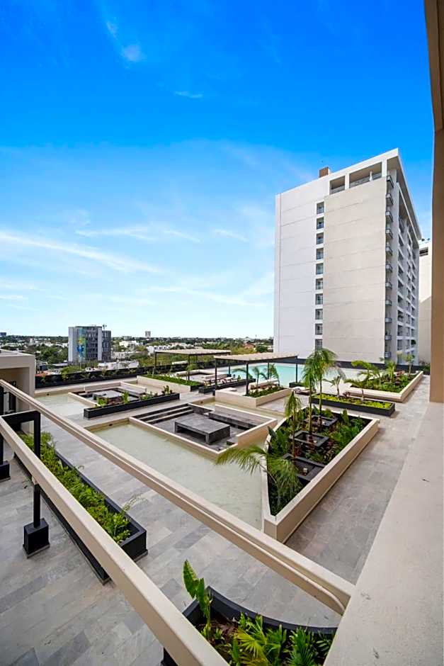 BALTIA Luxurious One Bedroom Ap