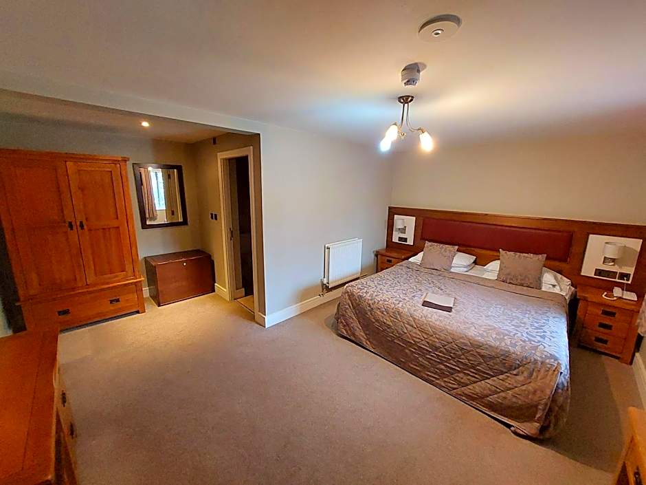 The Plough Inn & Restaurant