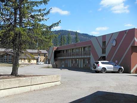 Tumbler Ridge Inn