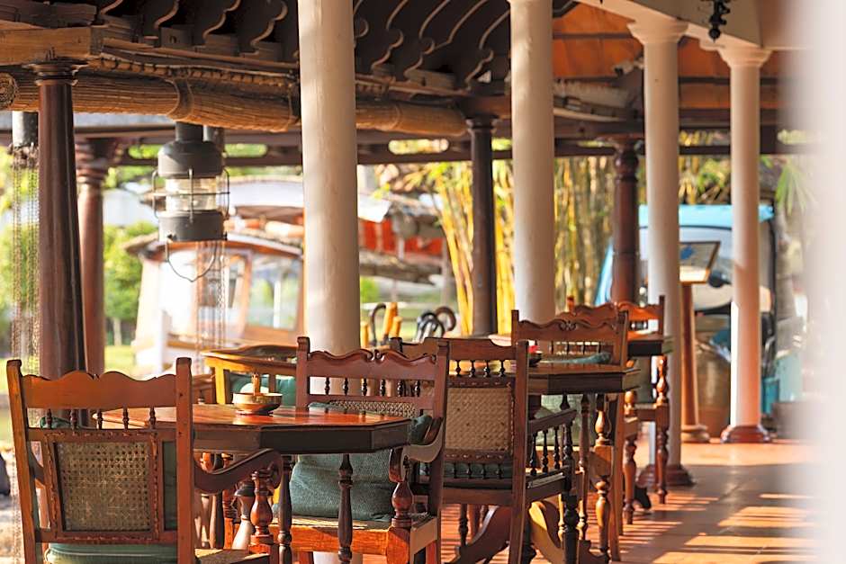 Coconut Lagoon Kumarakom- A CGH Earth Experience
