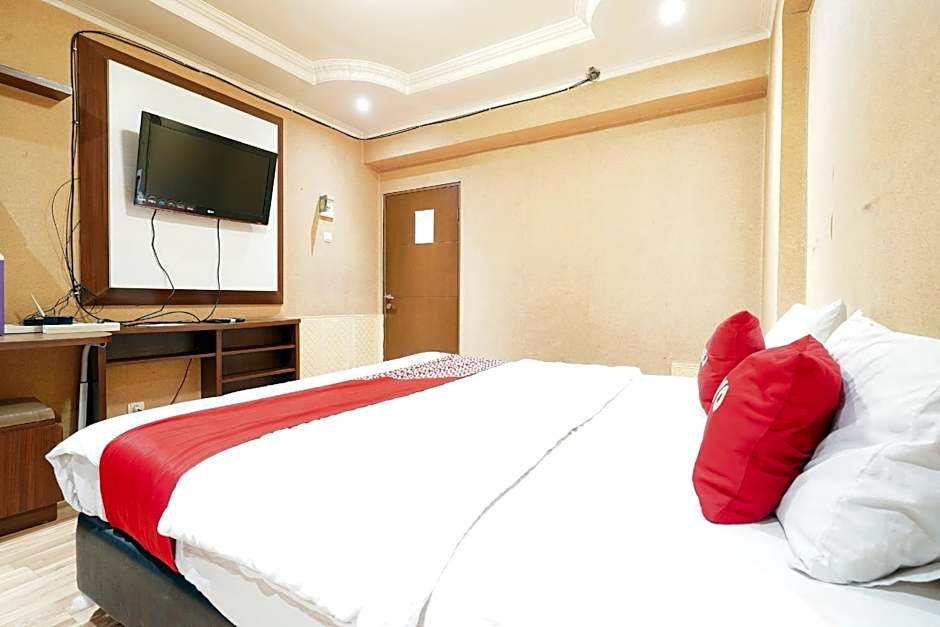 OYO 93545 Gateway Cicadas Apartment By Barbie Homestay