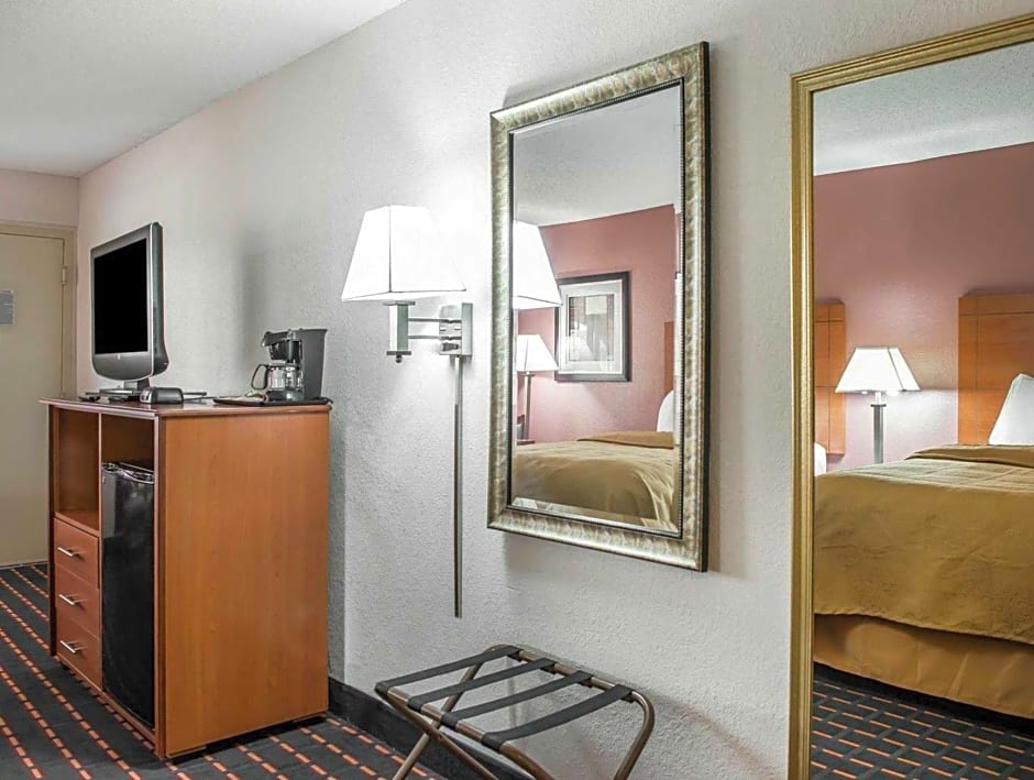 Quality Inn Marianna South