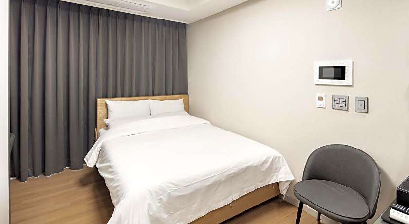 Paju Khills the terrace