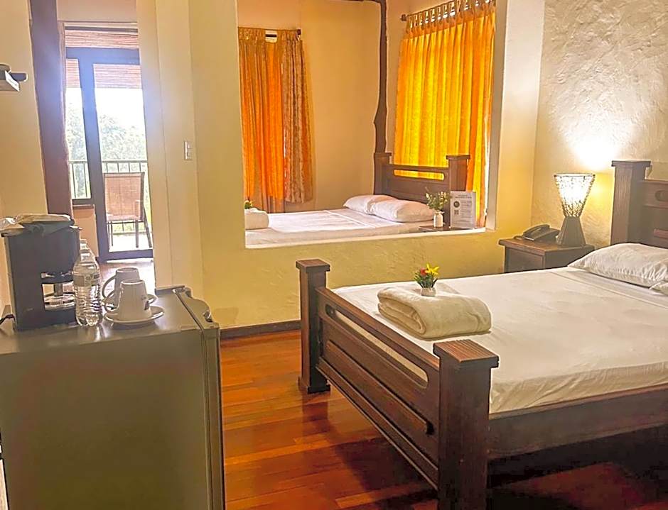 Tabulia Tree Hotel and Villas