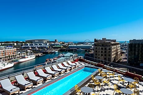 Radisson RED Hotel V&A Waterfront Cape Town