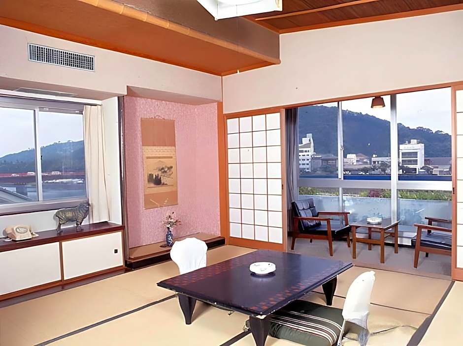 River Side Hotel Shoei