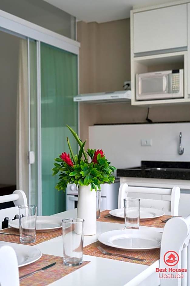 BH50: Charmoso, Com AR, Piscina e Varanda Gourmet