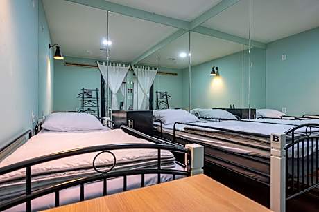Mountain Clean Room 35 Pyeong