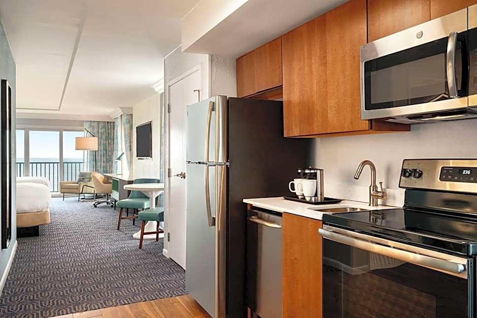 DoubleTree by Hilton Ocean City Oceanfront