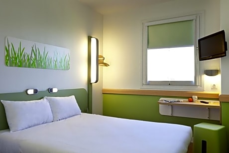 Double - Room With One Double Bed For Up To 2 People