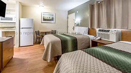 Studios 2 Full Beds Renovated Non-Smoking