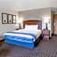 AmericInn by Wyndham Dickinson