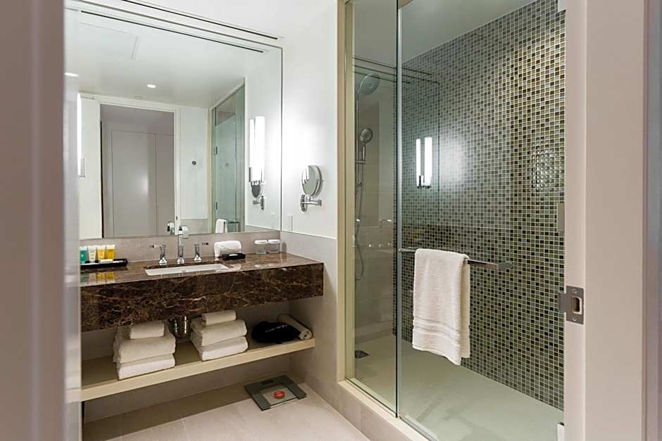 Sutton Place Hotel Toronto