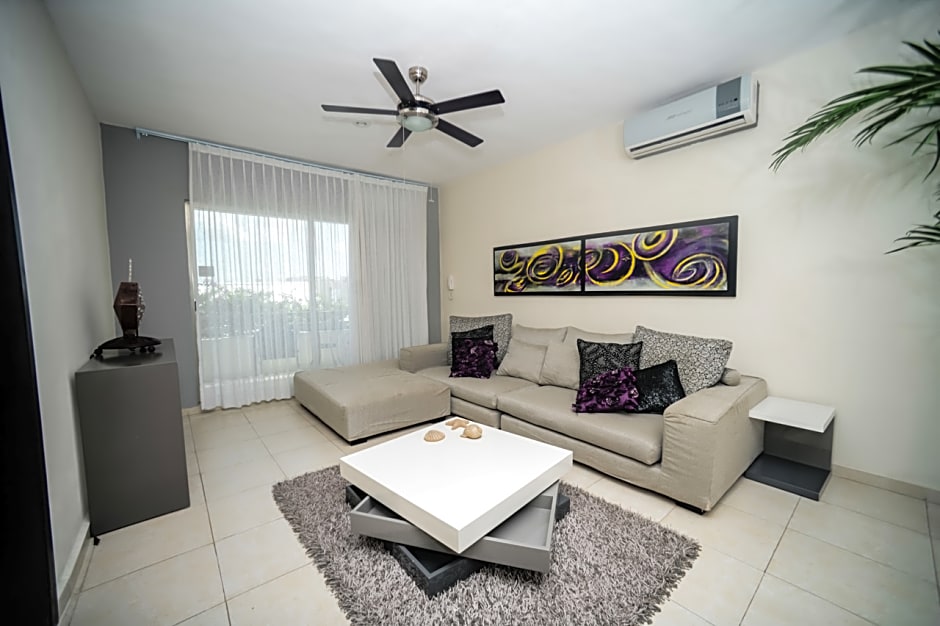 Encanto Riviera Condohotel