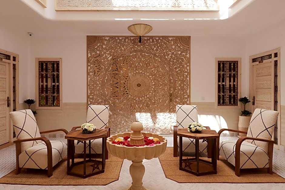 Riad Wazani Square & SPA