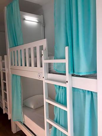 Bed in 6-Bed Mixed Dormitory Room