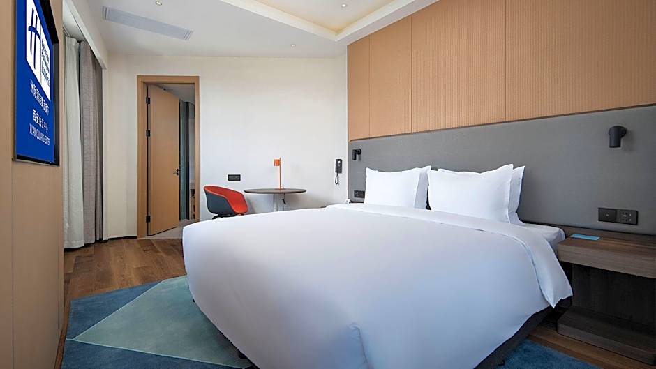 Holiday Inn Express Xi'an Qujiang Center By IHG