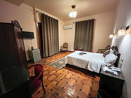Deluxe Double Room with Balcony and Sea View